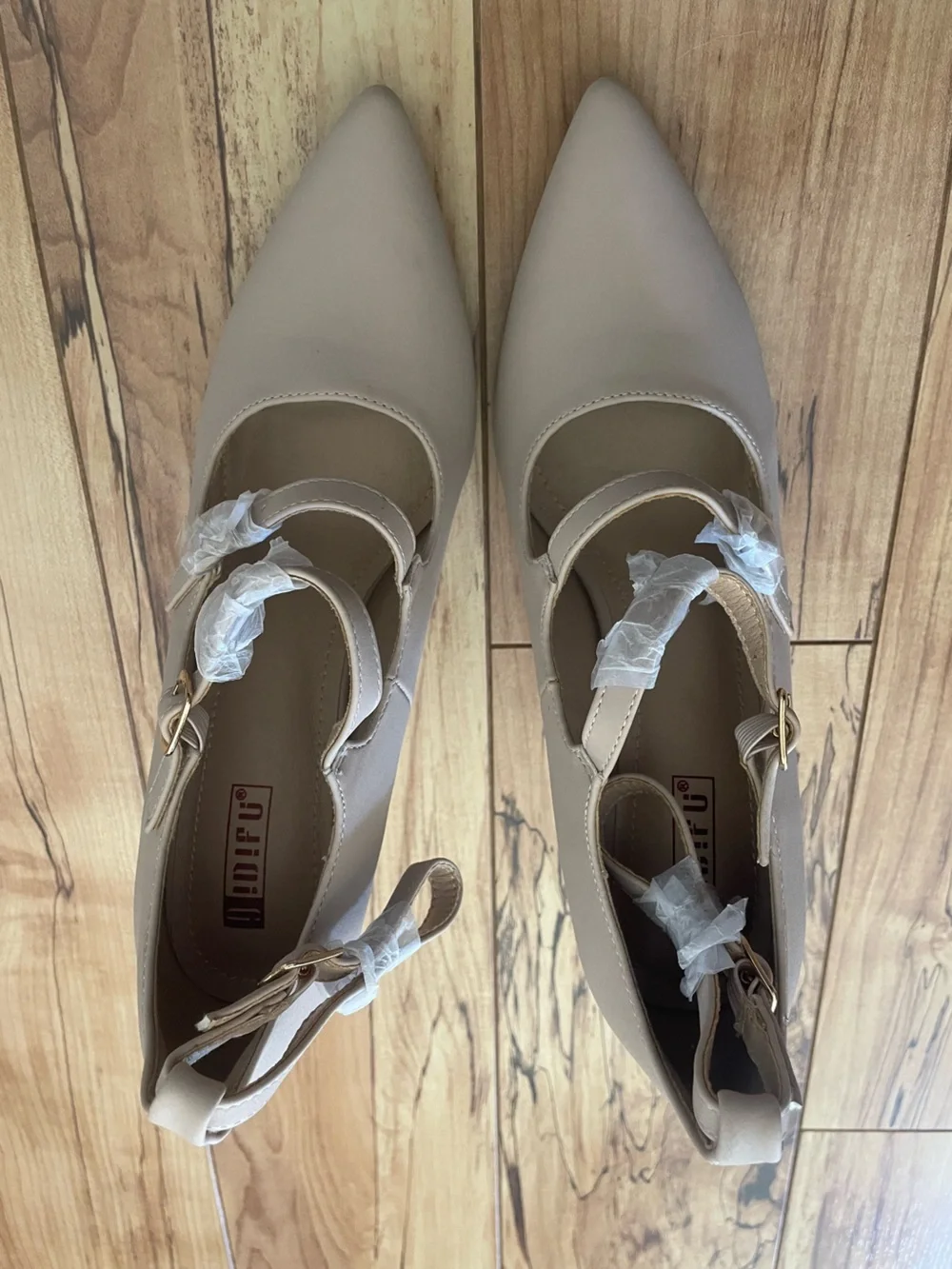 N/A elegant pointed